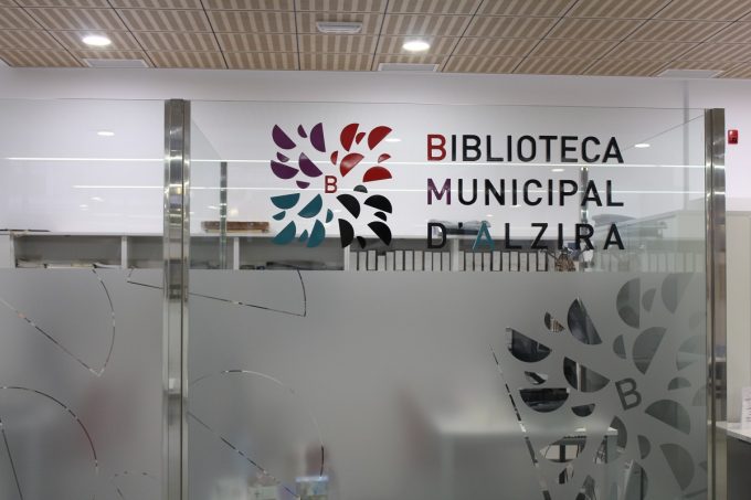 biblioteca 10