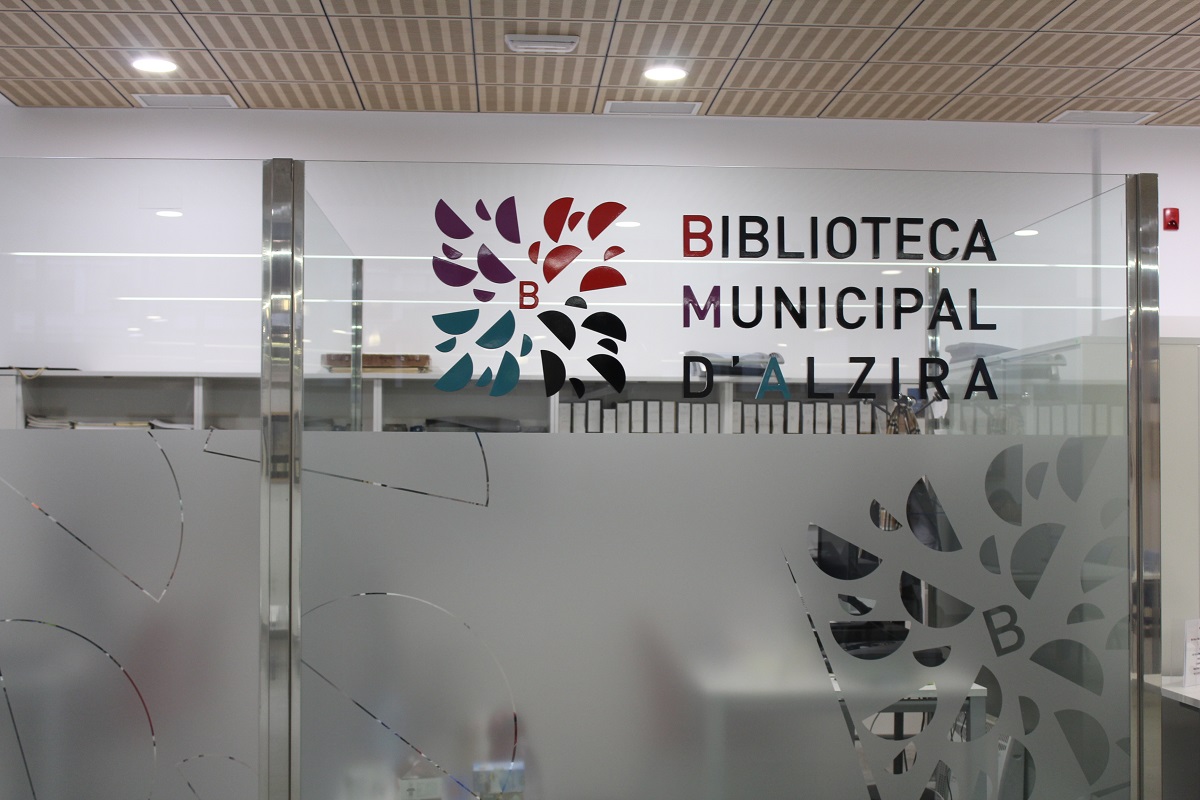 biblioteca 10