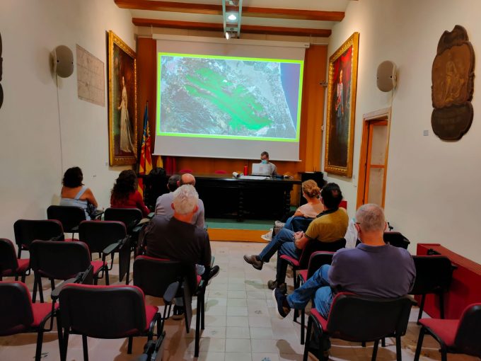 Alzira impulsa la creación de un consorcio de seis pueblos para la gestión y la protección en común de la serra de Corbera i de les Agulles