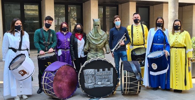 Alzira presenta l’arròs a l’alzirenya i el toc del tambor i el bombo en la Mostra de Turisme de la Comunitat Valenciana