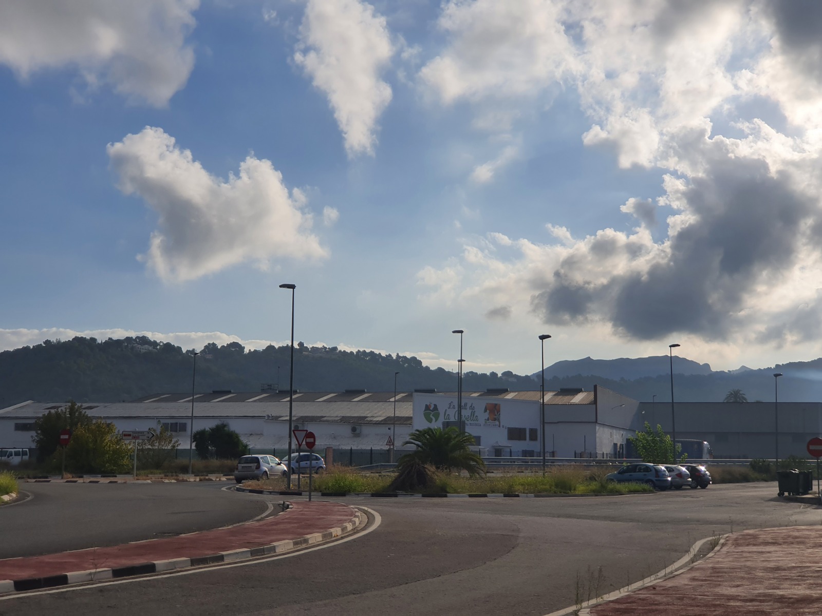 alumbrado del polígono Deltabel